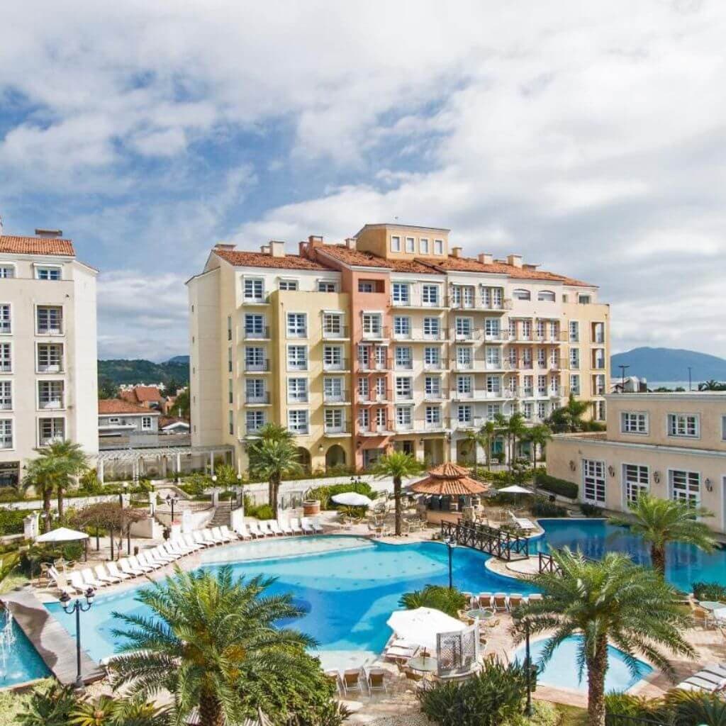 Confira pousadas em Florianópolis para o Réveillon Safari Beach