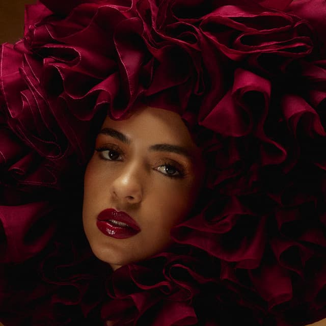 Bruna Black
