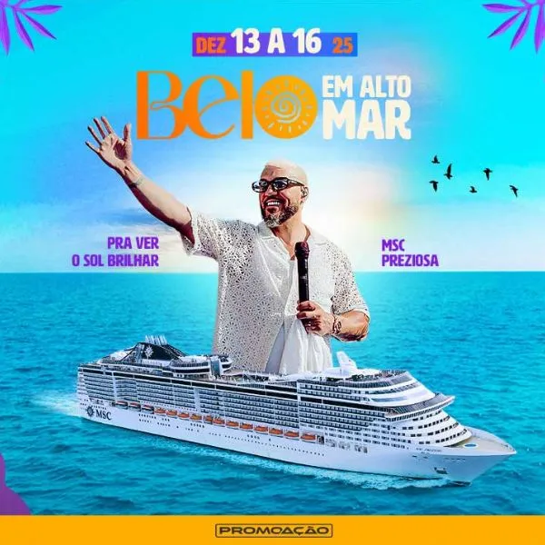Navio Belo em Alto Mar